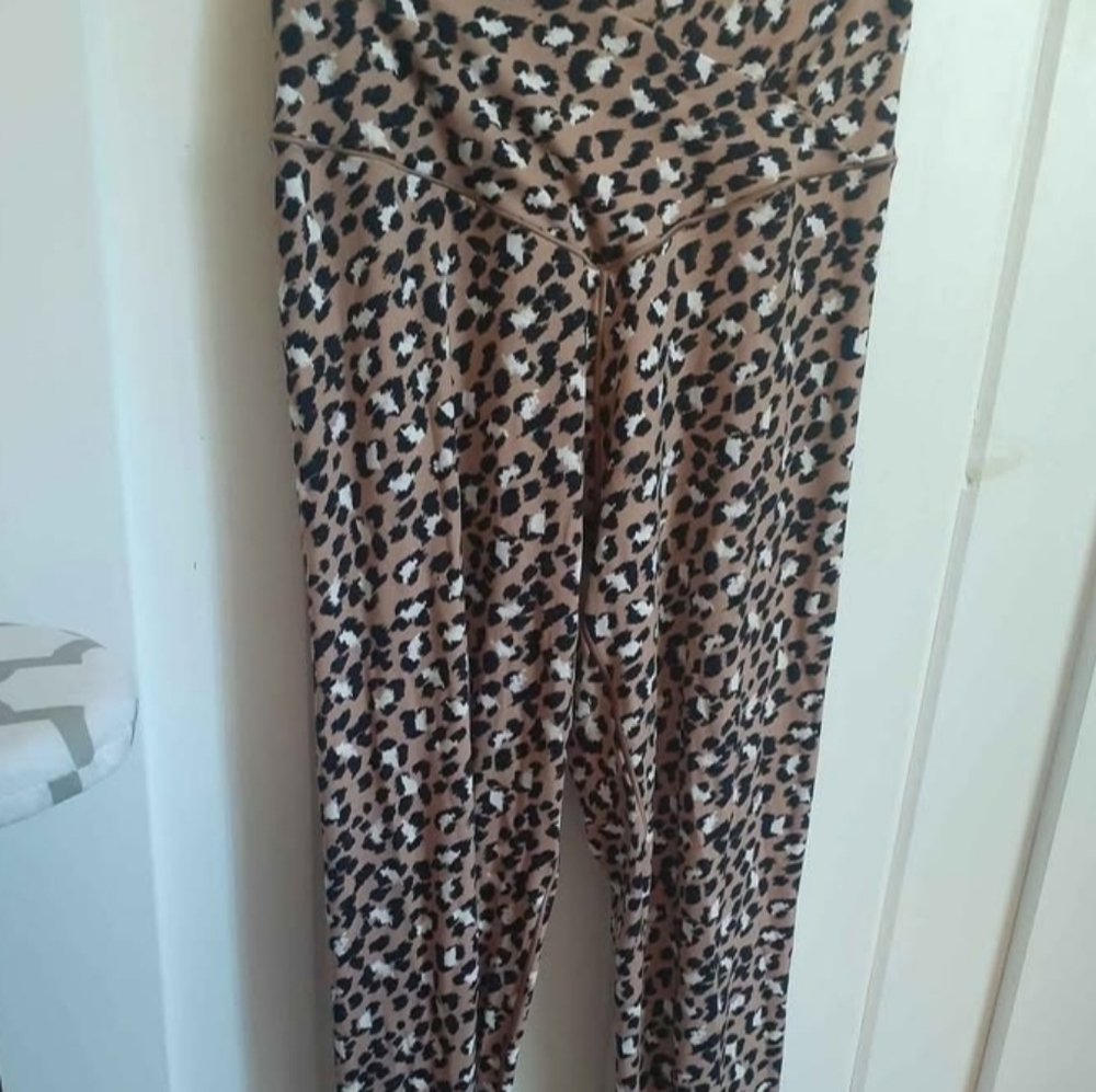 Aerie Leopard Print Leggings - Tan and Black